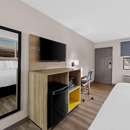 Days Inn By Wyndham Brownsville Extérieur photo