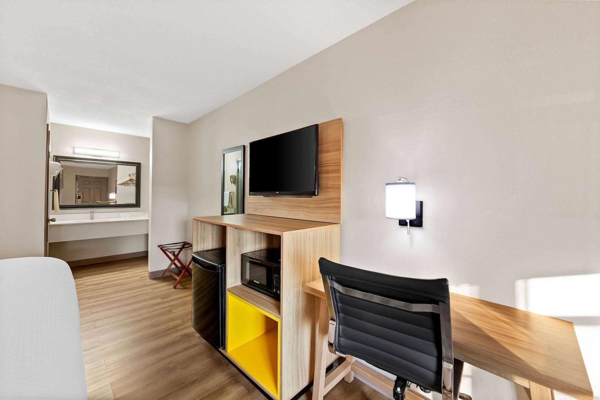 Days Inn By Wyndham Brownsville Extérieur photo