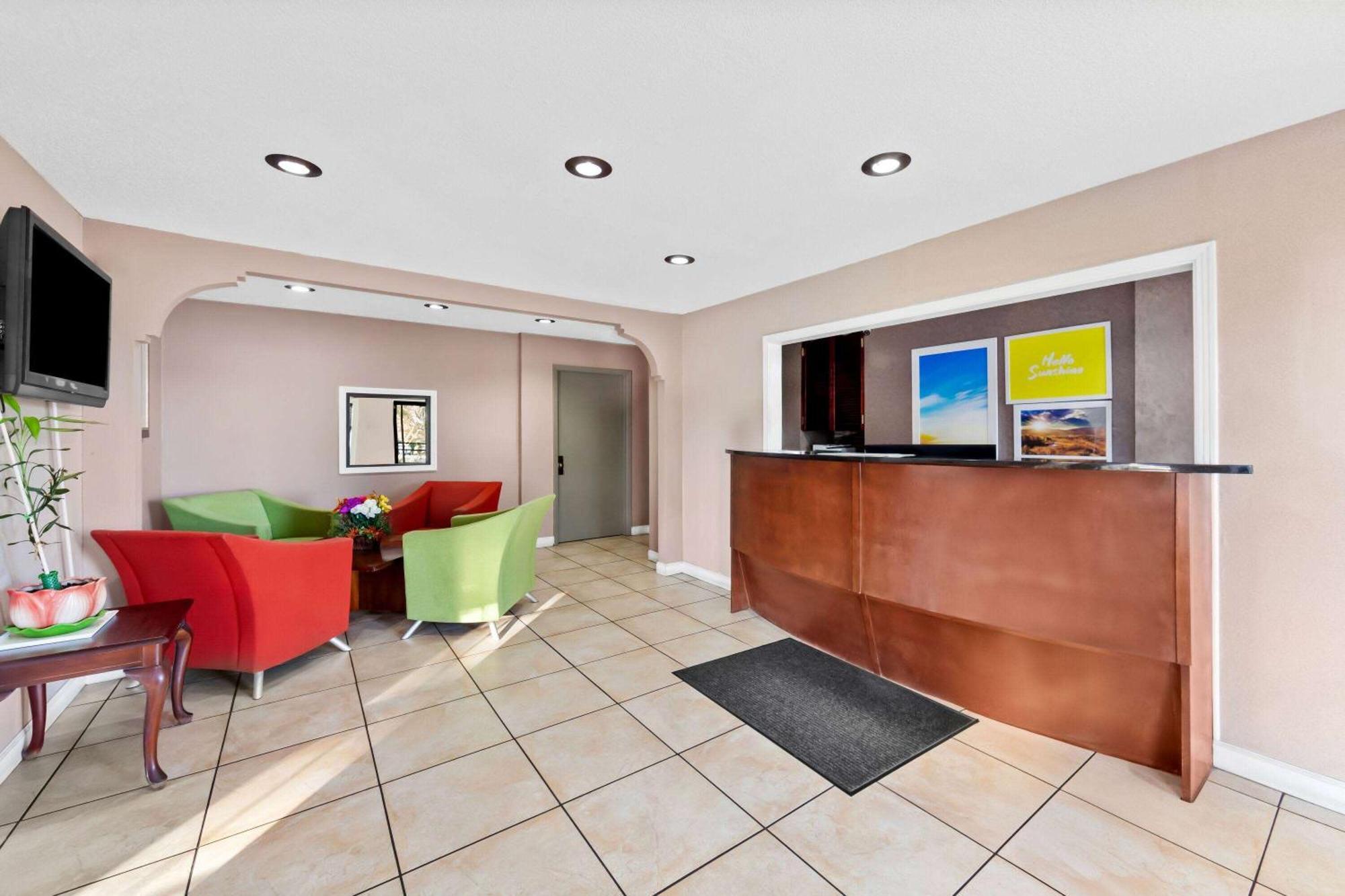 Days Inn By Wyndham Brownsville Extérieur photo