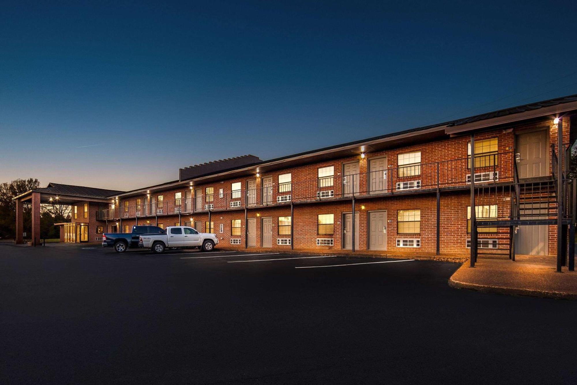Days Inn By Wyndham Brownsville Extérieur photo