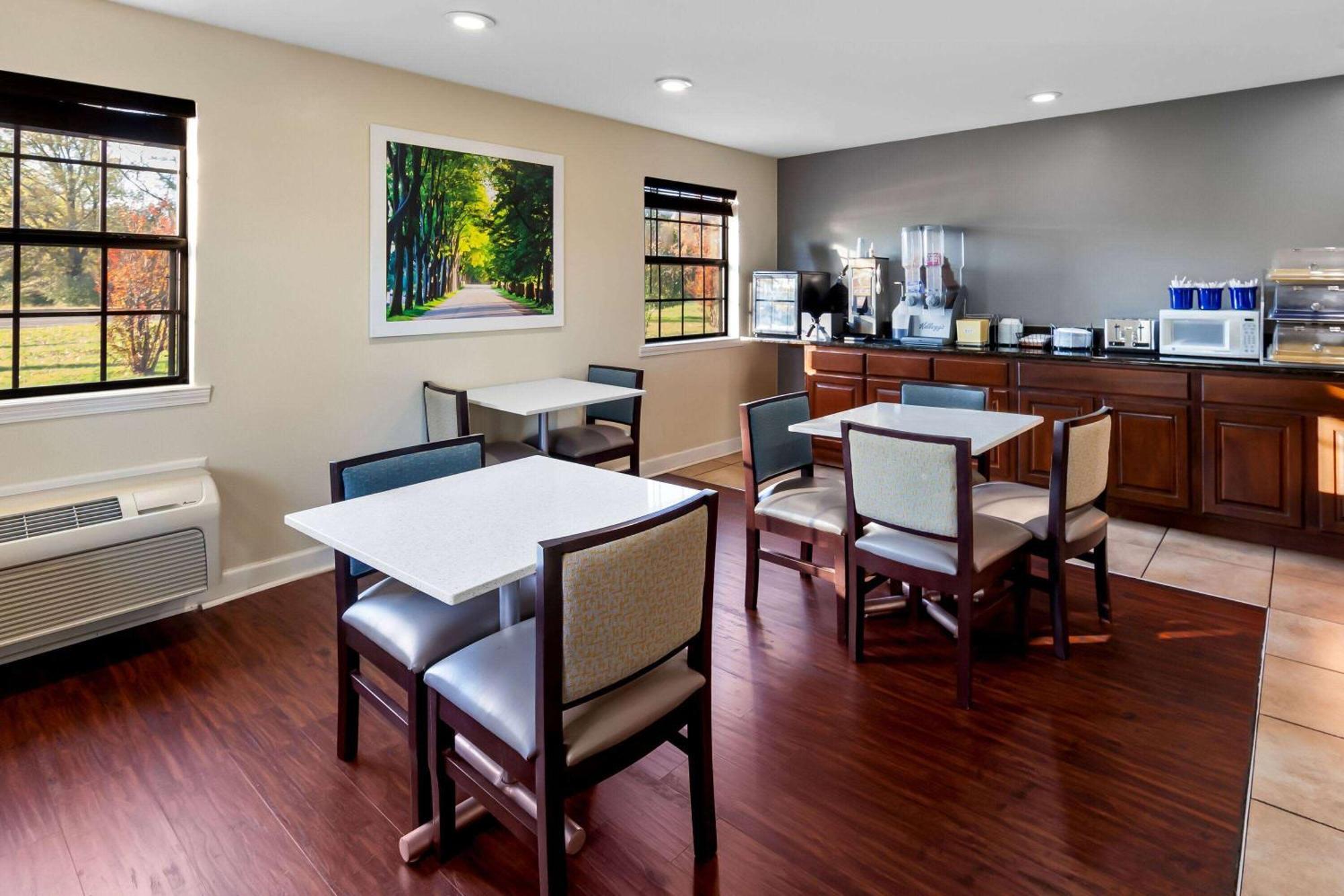 Days Inn By Wyndham Brownsville Extérieur photo